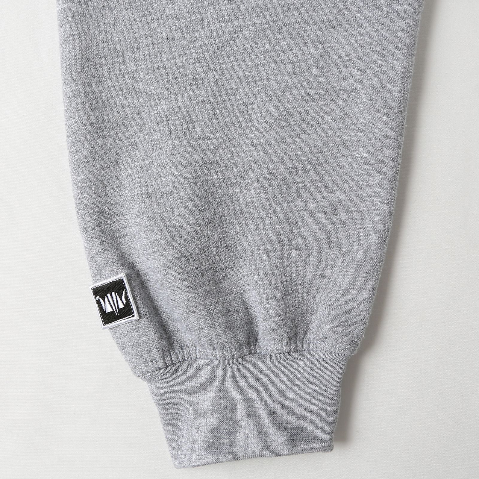【ラスト1点 XL】embroidery crewneck / グレー