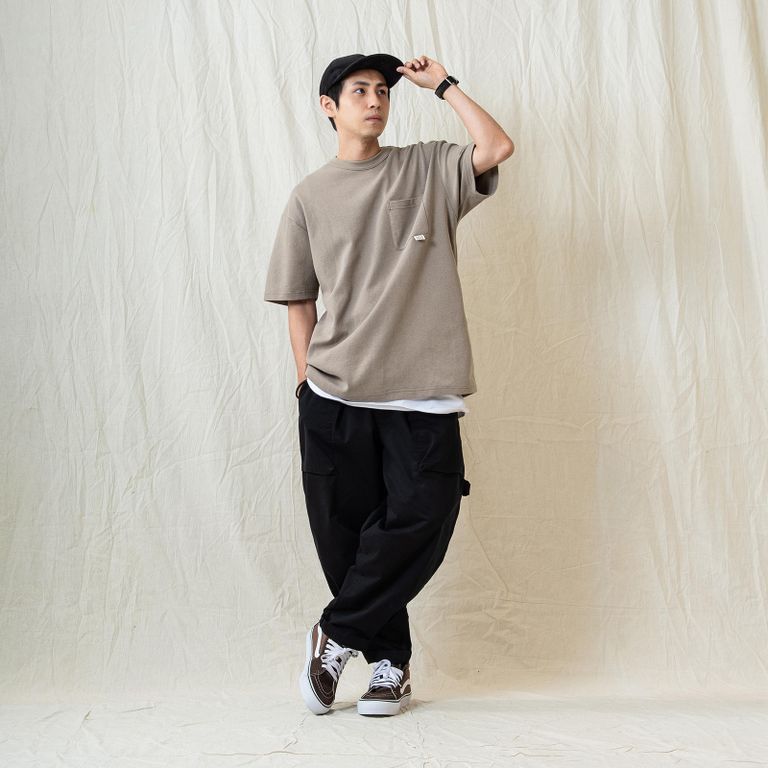 171cm 60kg : 着用サイズ M