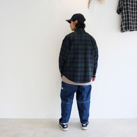 【2023.9.18(mon) 】チェックシャツにデニムを濃いめなトーンで