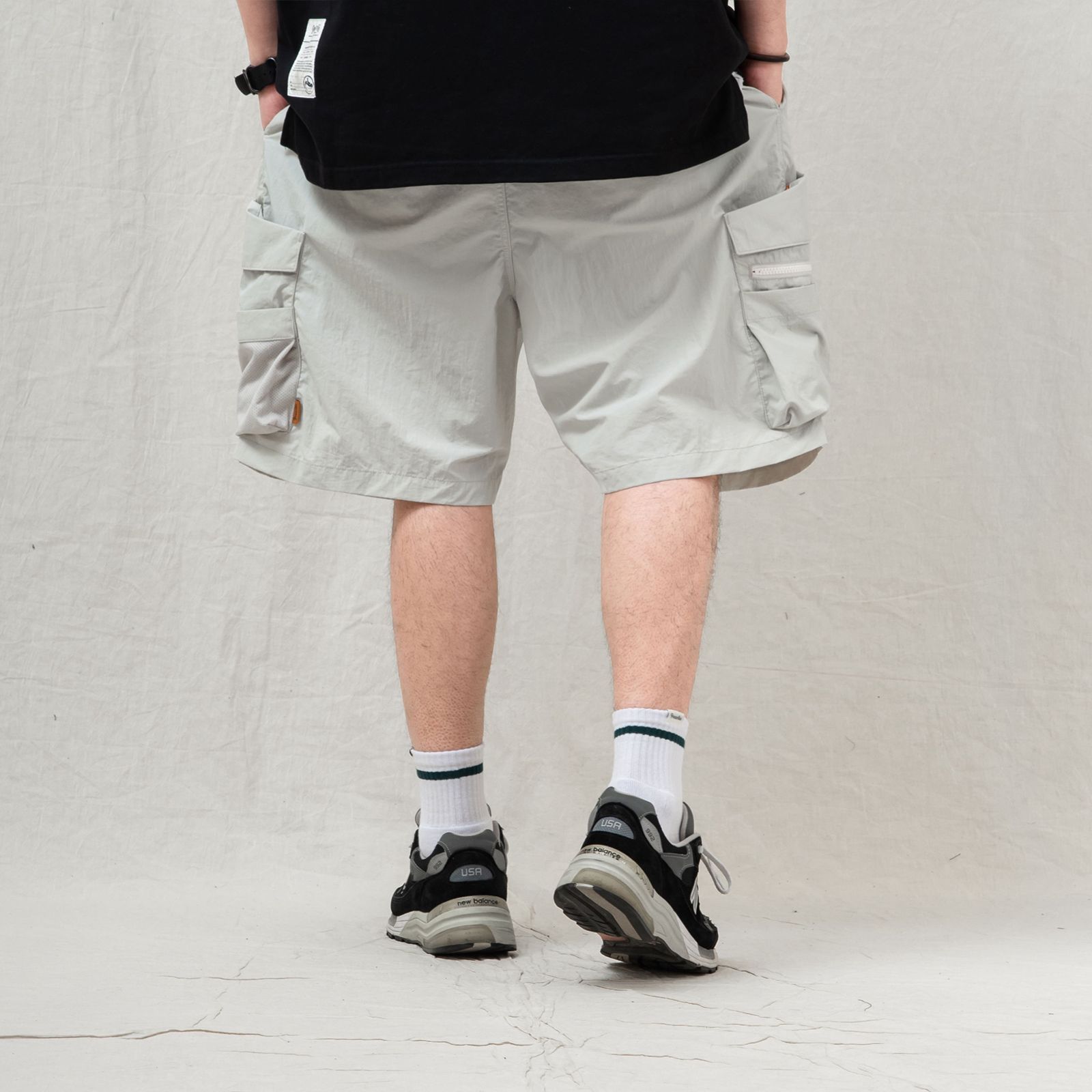 【ラスト1点 M 】water-repellent nylon cargo shorts / オフホワイト