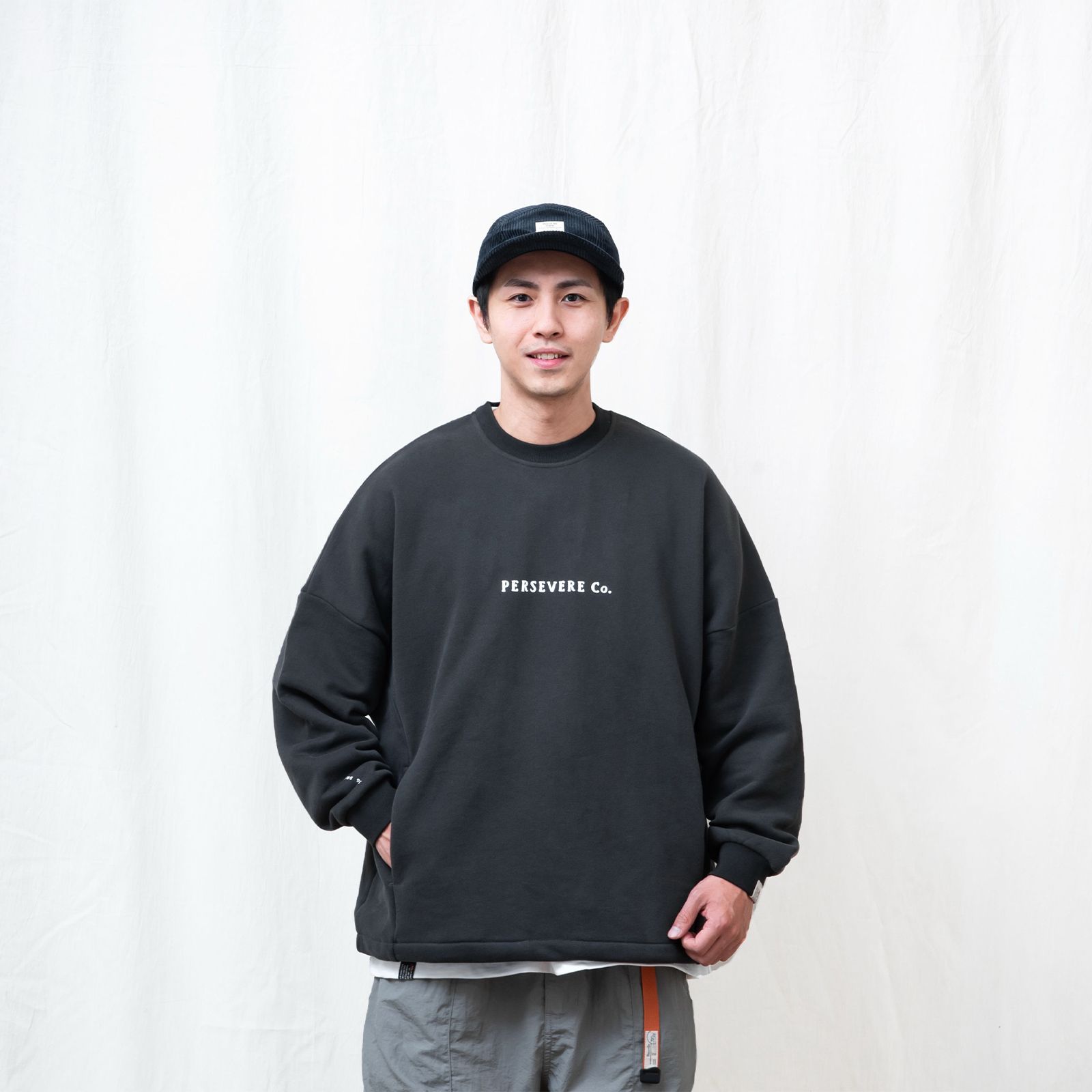 【ラスト1点 XL】brand logo classic washed sweatshirt / チャコールブラック