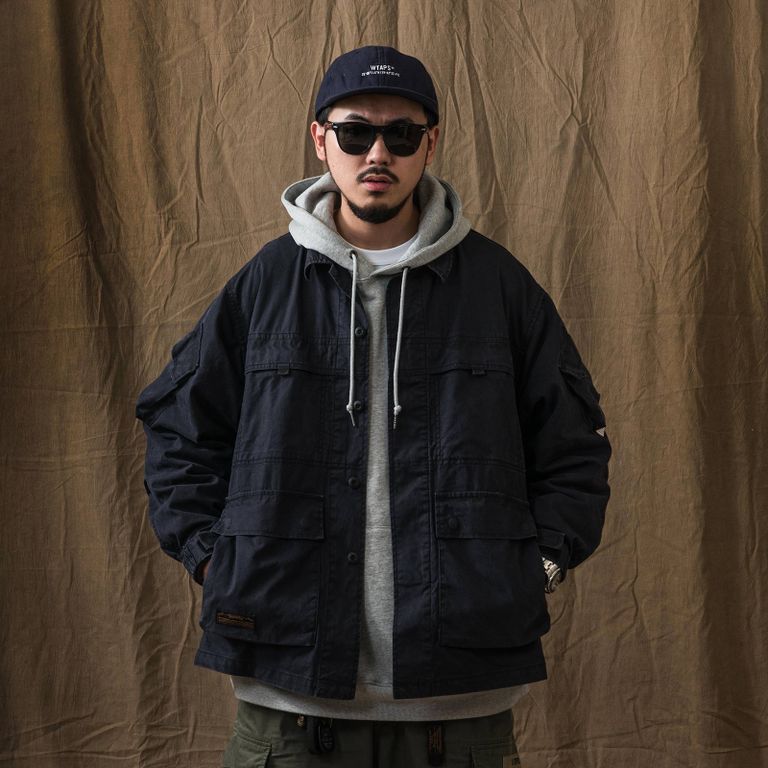 180cm 80kg : 着用サイズ XL