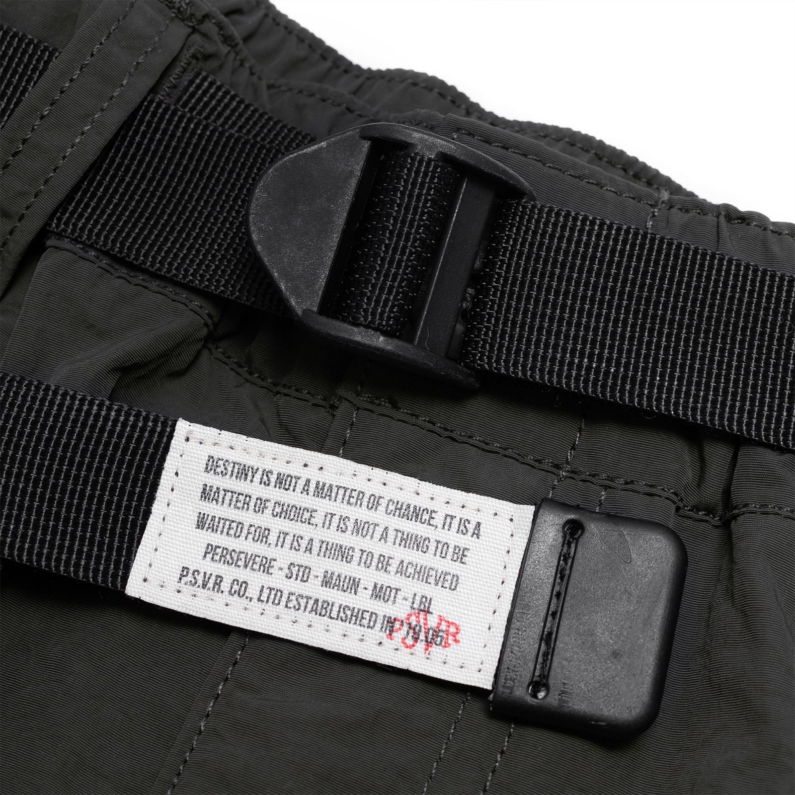 【ラスト1点 L 】water-repellent nylon cargo shorts / チャコールグレー