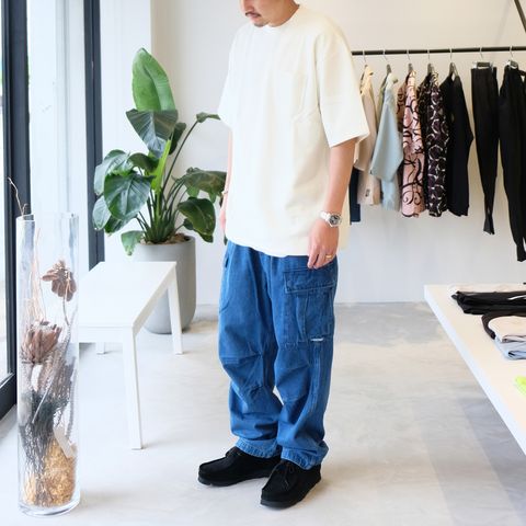シンプルな着こなしだからこそアイテム選びって凄く大事