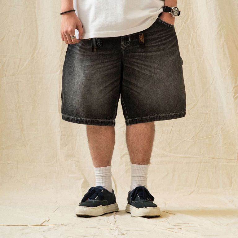 180cm 80kg : 着用サイズ XL