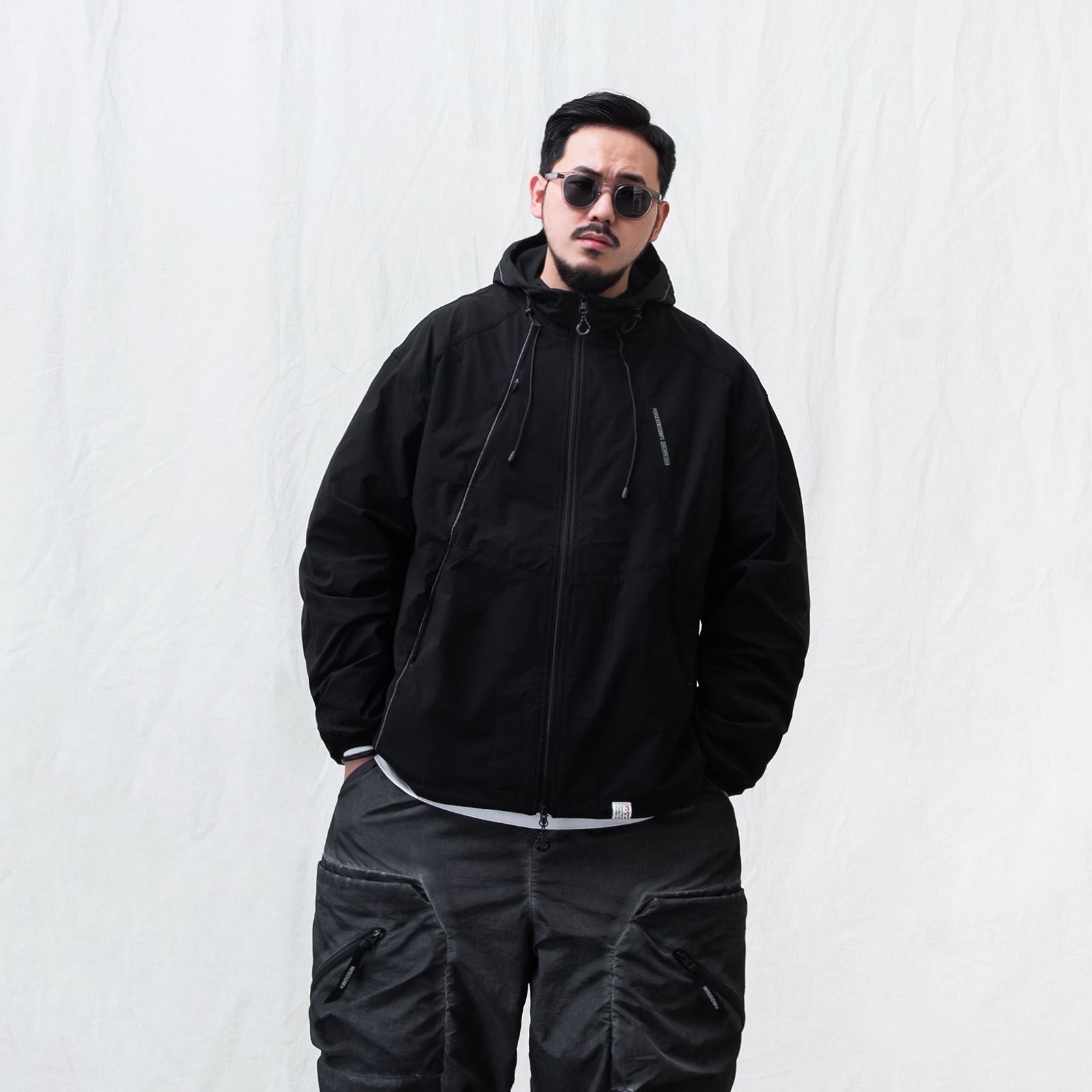 multi-season functional jacket / ブラック