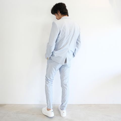 清涼感を感じさせ夏のオトナなセットアップスタイル
