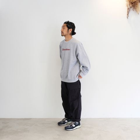 リベレイダースのアイテムでまとめたストリートカジュアルコーデ