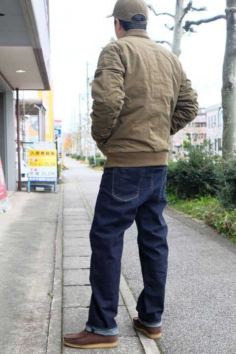 男らしさを意識した冬のカジュアルコーデ
