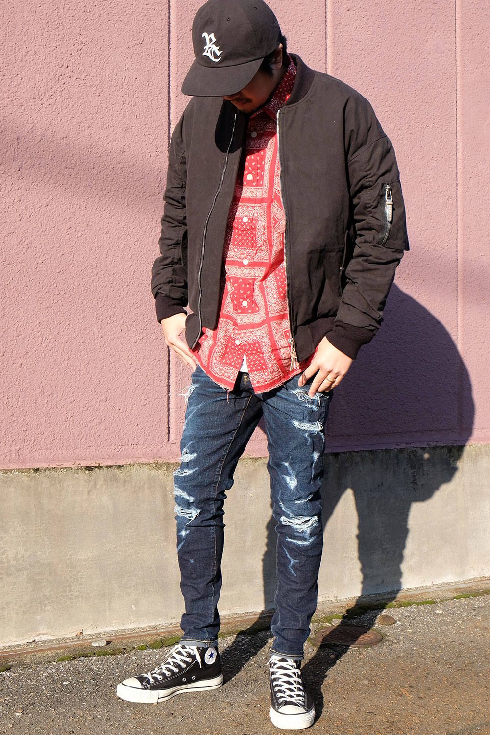 オトナの男カジュアルにペイズリー柄シャツを差し込むだけでイマドキに
