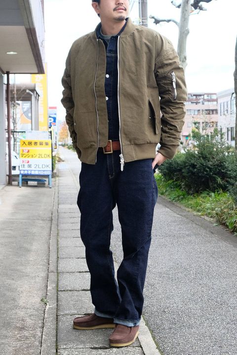 男らしさを意識した冬のカジュアルコーデ