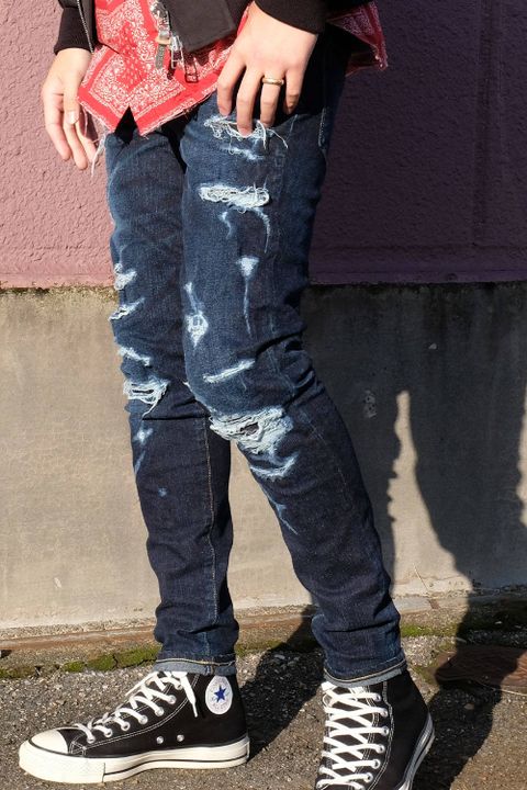 オトナの男カジュアルにペイズリー柄シャツを差し込むだけでイマドキに