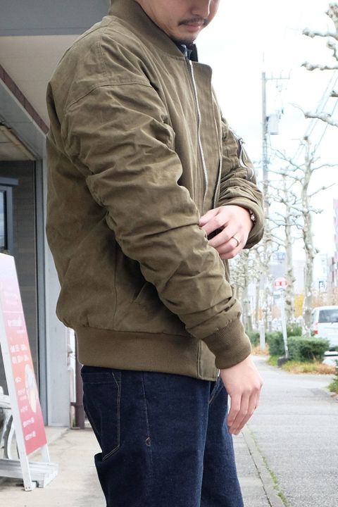 男らしさを意識した冬のカジュアルコーデ