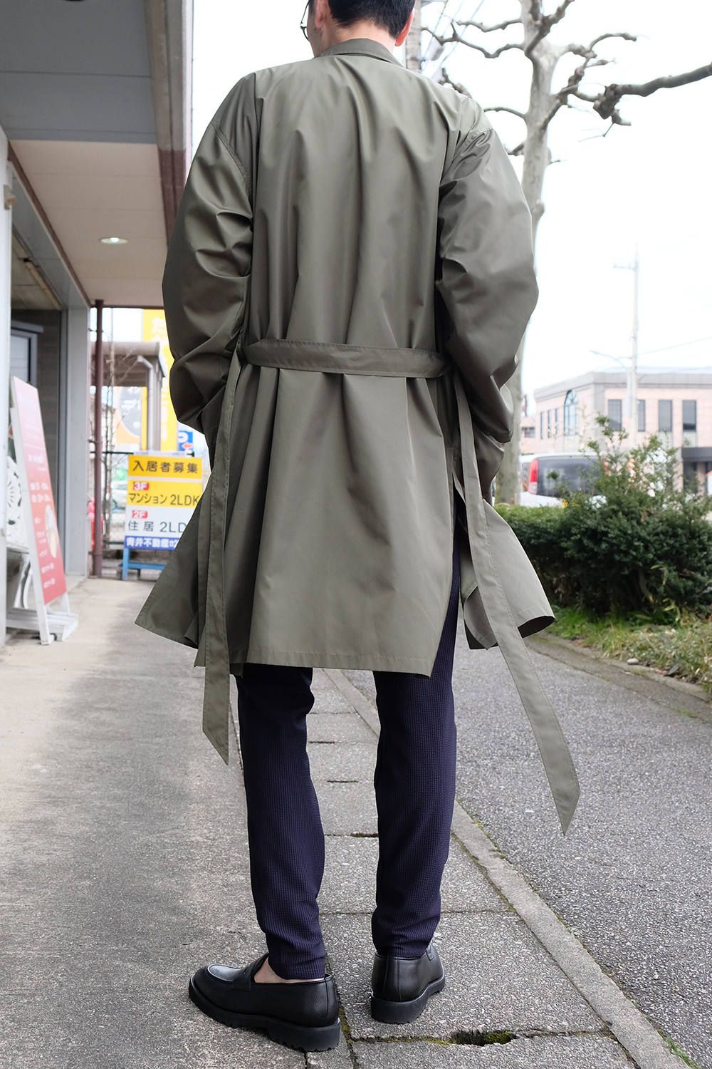 ラクにオシャレを楽しむ、軽やかなオトナの春コートスタイル