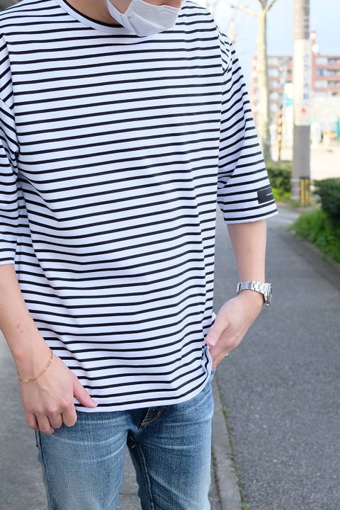 今、ボーダーTEEはこう着こなす