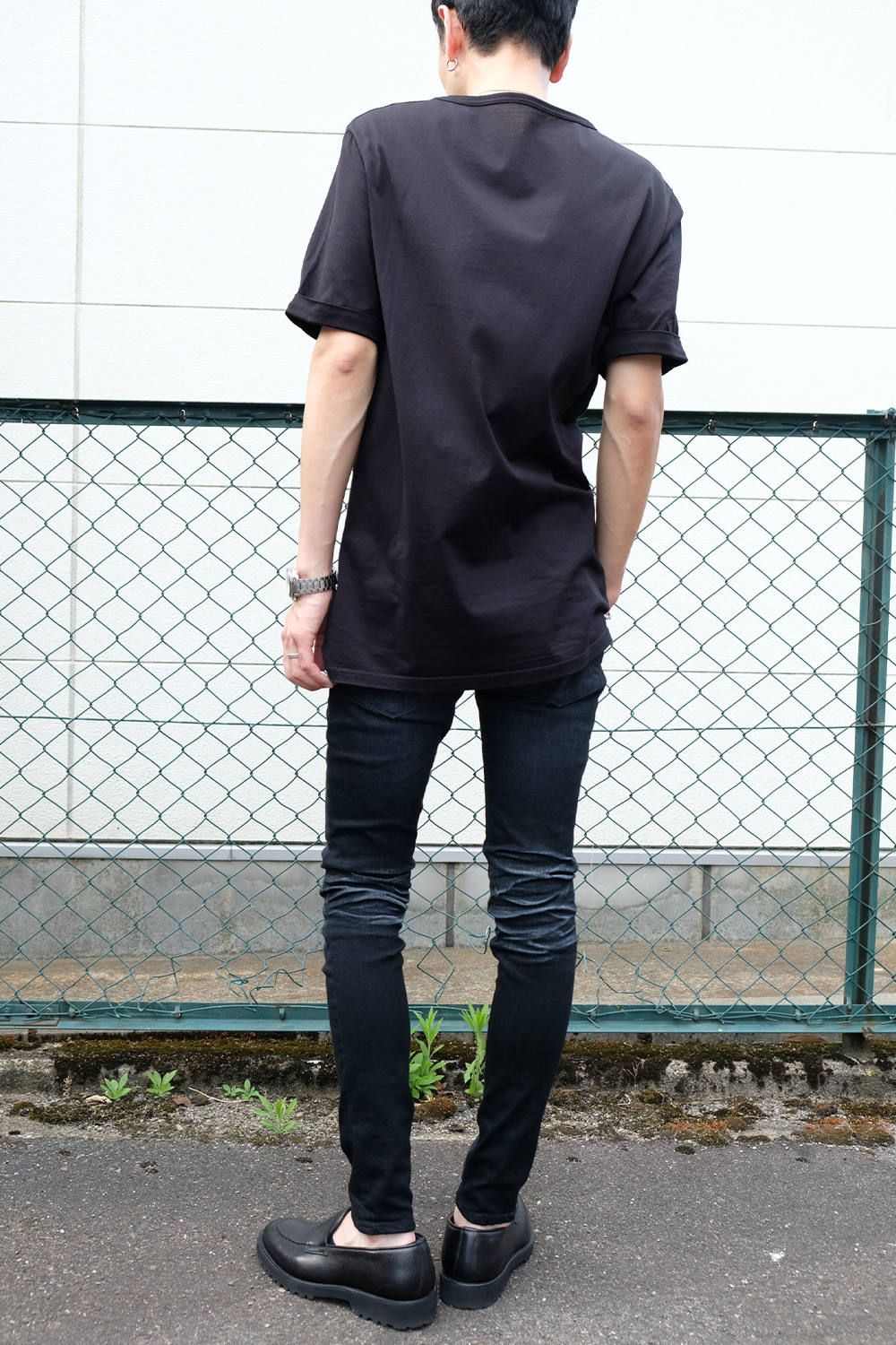 『上品に男らしく』を意識したTシャツスタイル