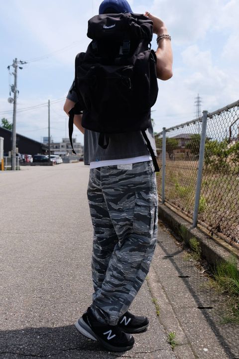 【liberaiders 20SS style】柄や小物をアクセントにしたモノトーンコーデ