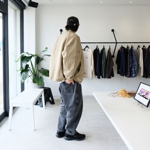 “落ち着き”と“らしさ”をしっかりと意識したMA-1スタイル