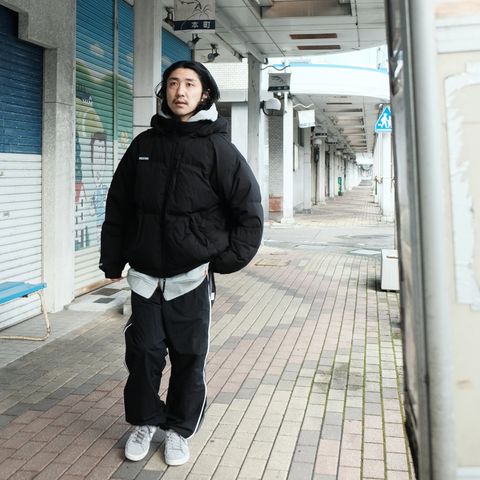 ブラックをメインにしたダウンスタイル