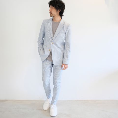 清涼感を感じさせ夏のオトナなセットアップスタイル