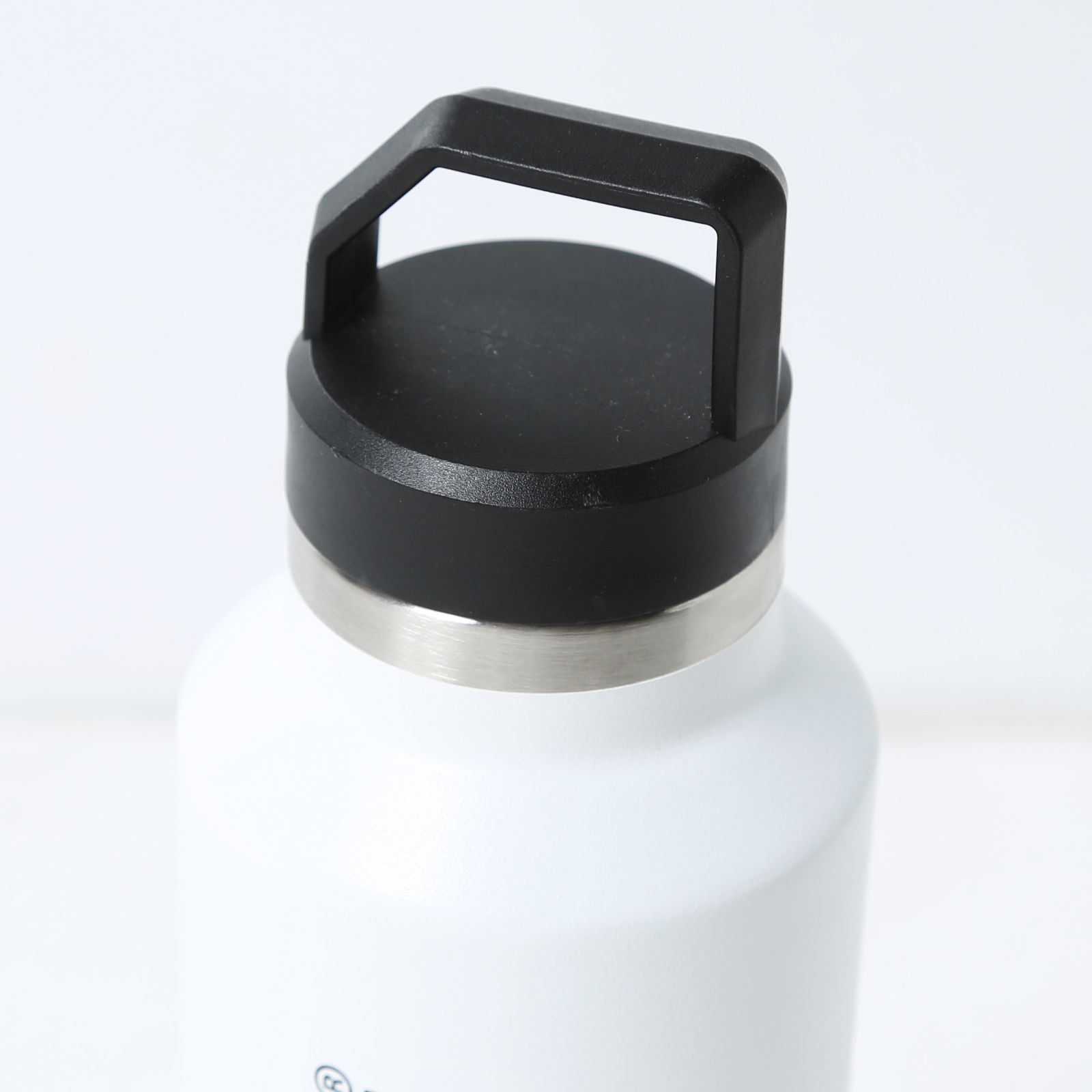 liberaiders px thermo bottle / ホワイト