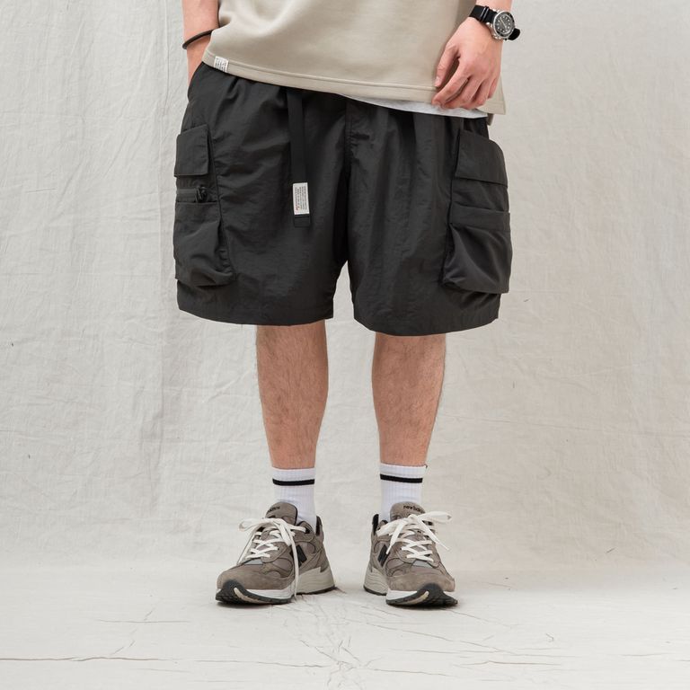 180cm 80kg : 着用サイズ XL