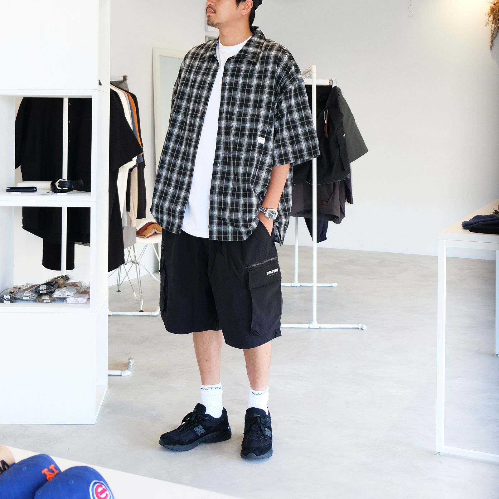 【2023.8.26(sat) 】モノトーンでまとめたチェックシャツコーデ