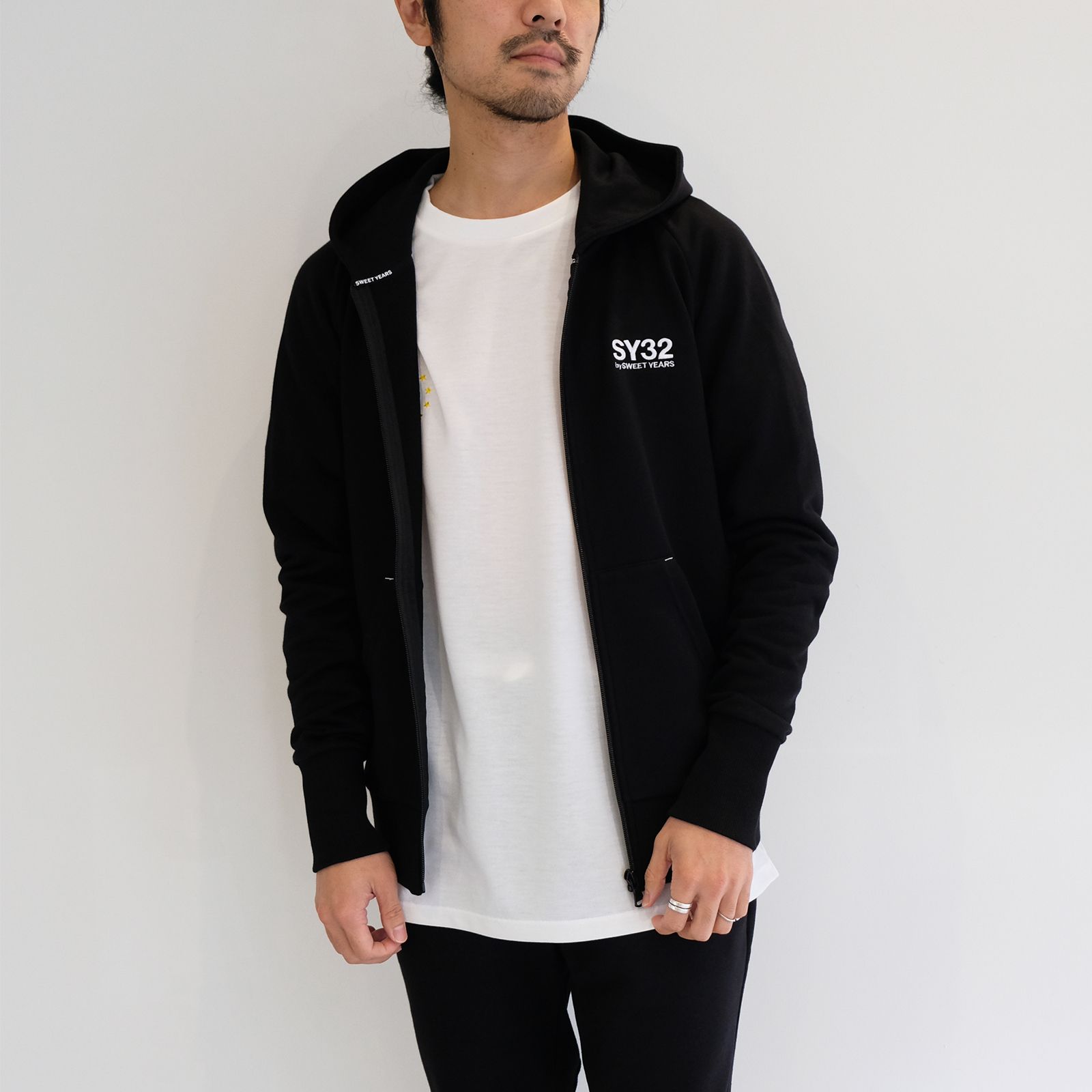 SY32 by SWEET YEARS - 【ラスト1点 M 】basic zip hoodie / ブラック