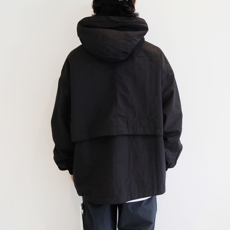 170cm 58kg : 着用サイズ M