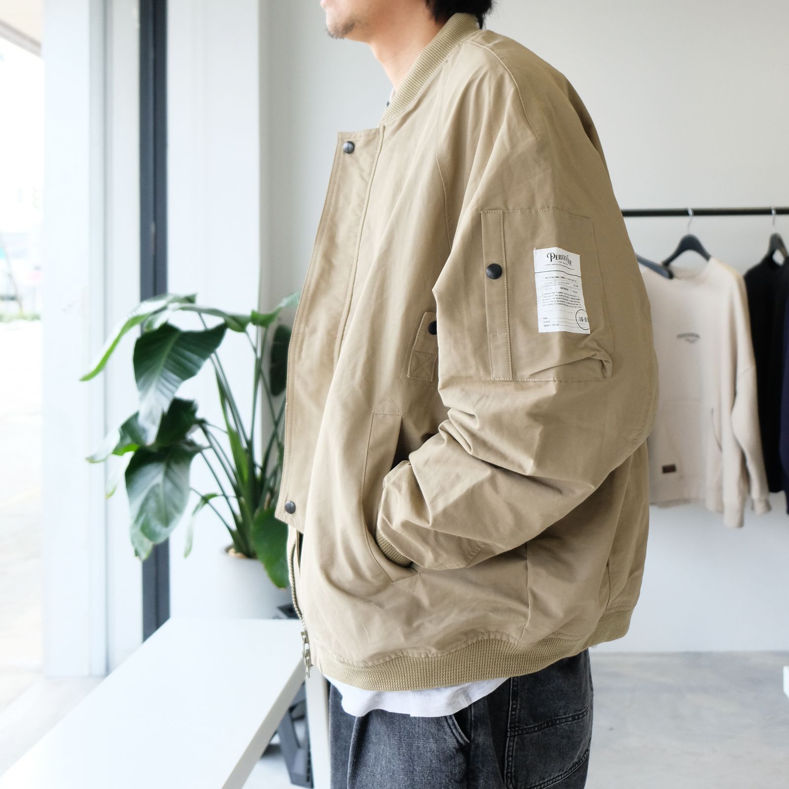 “落ち着き”と“らしさ”をしっかりと意識したMA-1スタイル
