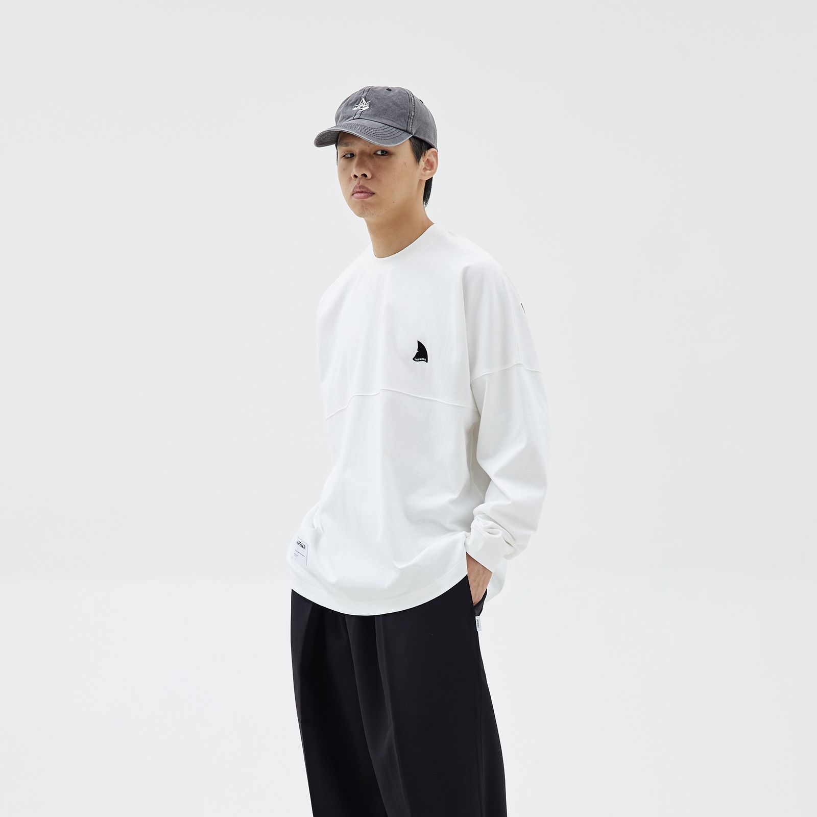 【ラスト1点 M 】Slogan printing lap / ホワイト