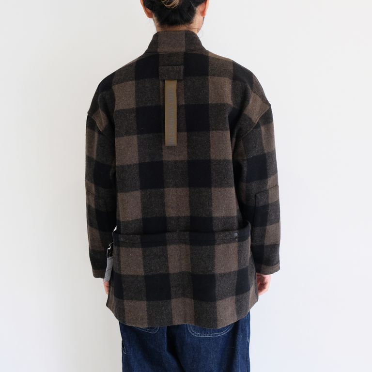 170cm 58kg : 着用サイズ S-M