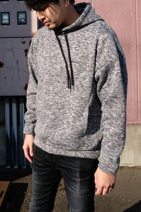 【RESOUNDCLOTHING 20AW STYLE】柔らかな印象のメランジパーカーをスタイリッシュに着こなす