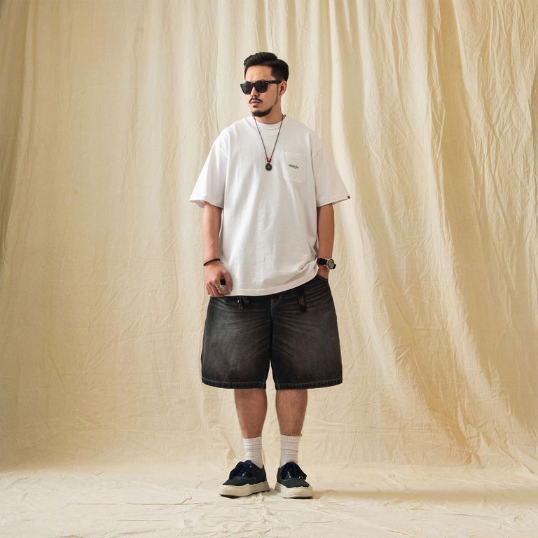 180cm 80kg : 着用サイズ XL