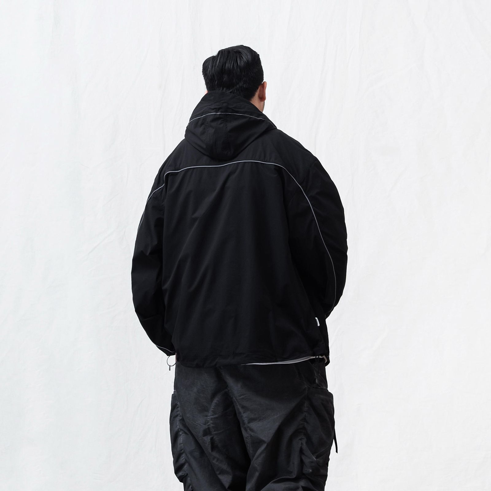 multi-season functional jacket / ブラック