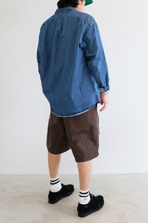 春のハーフパンツスタイルはシャツ合わせがお勧め