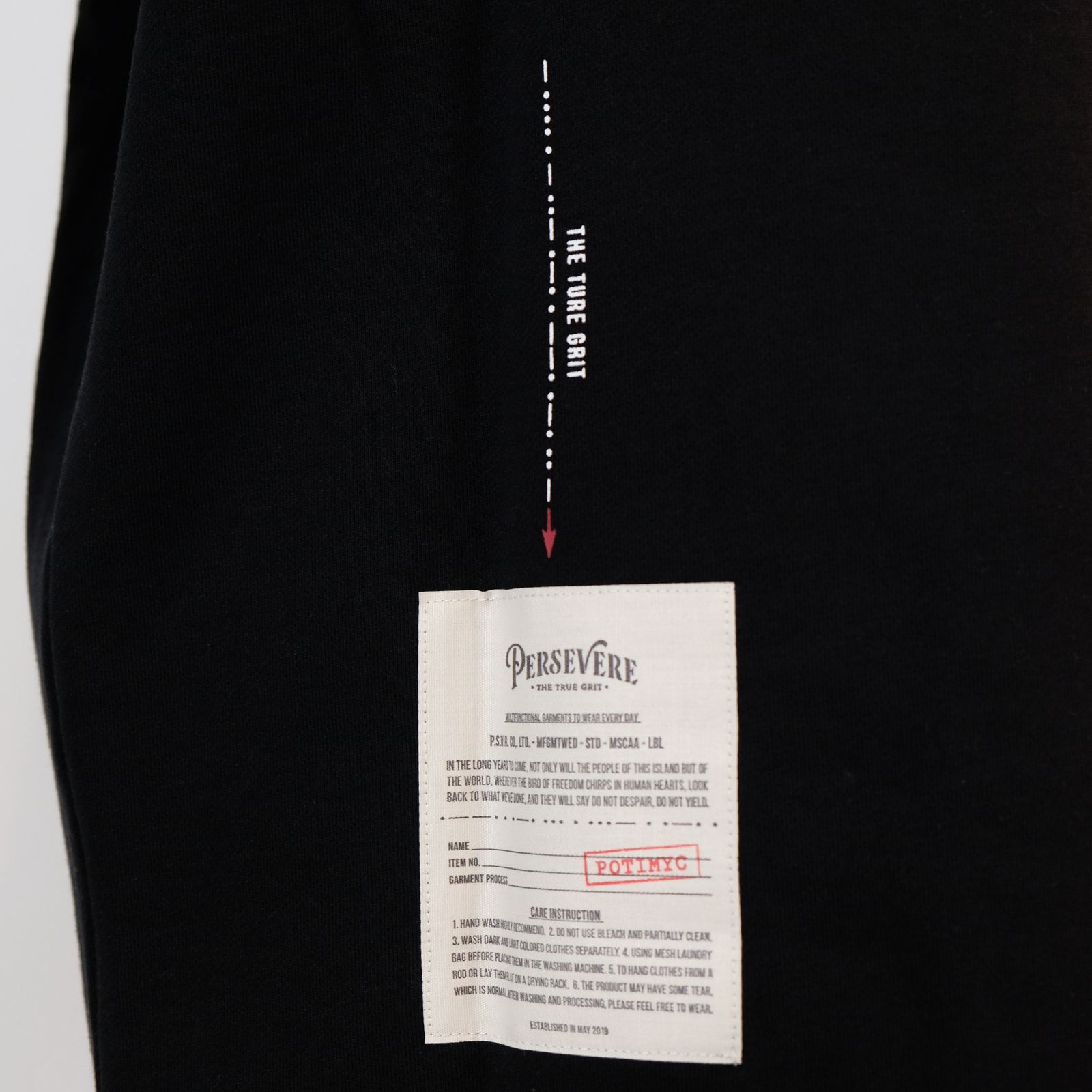 [ラスト1点 M] フロントロゴ ドロップショルダー クルーネックスエットシャツ / morse code classic sweatshirt / ブラック