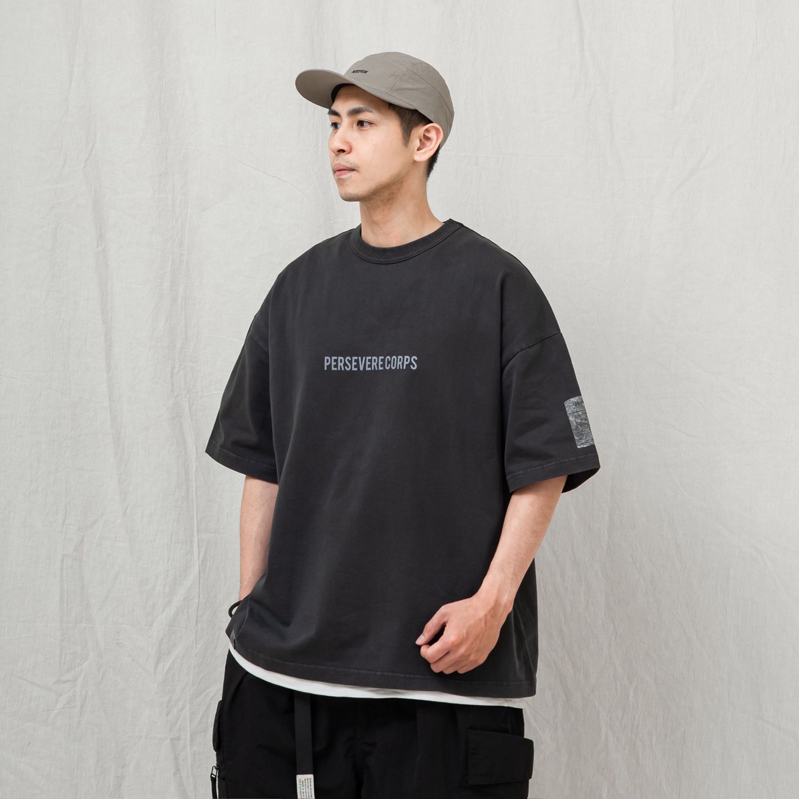 【ラスト1点 XL 】pigment-dyed catchword t-shirt / ウォッシュドブラック