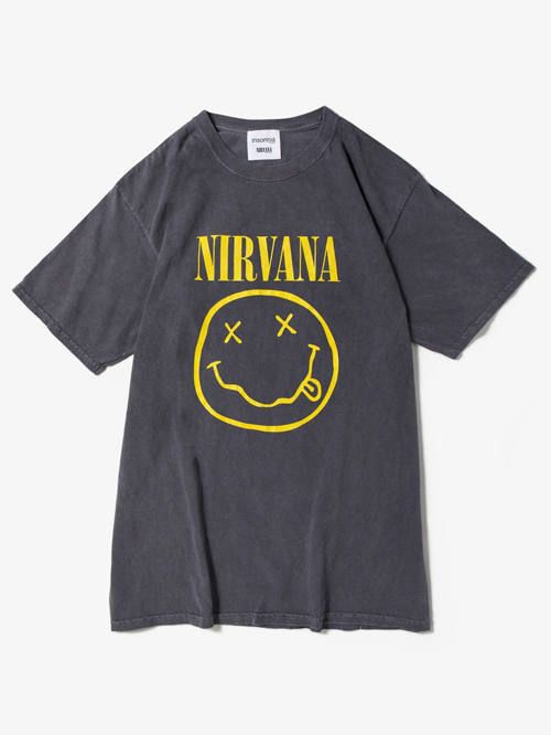 【公認店】NIRVANA ニルヴァーナ　スマイル　ヴィンテージ　バンドTシャツ Smile トップス