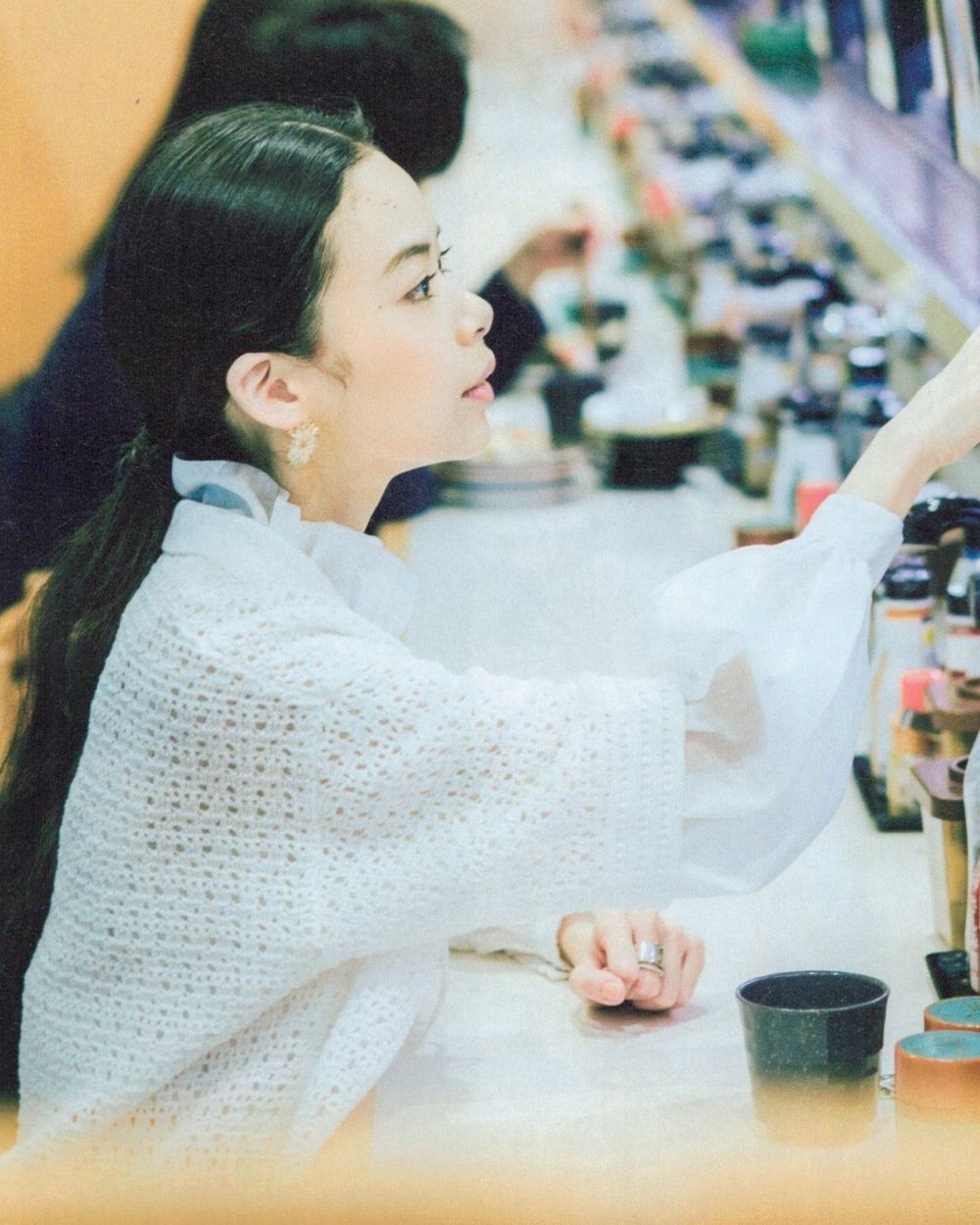 趣里さん着用