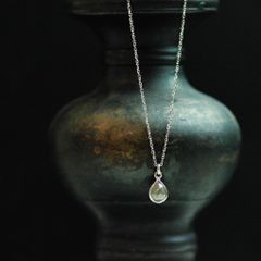 【即日発送可】K18WGナチュラルダイヤモンドネックレス