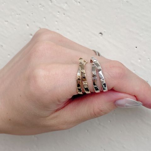 新商品!スタッズリングのご紹介【KAORU】