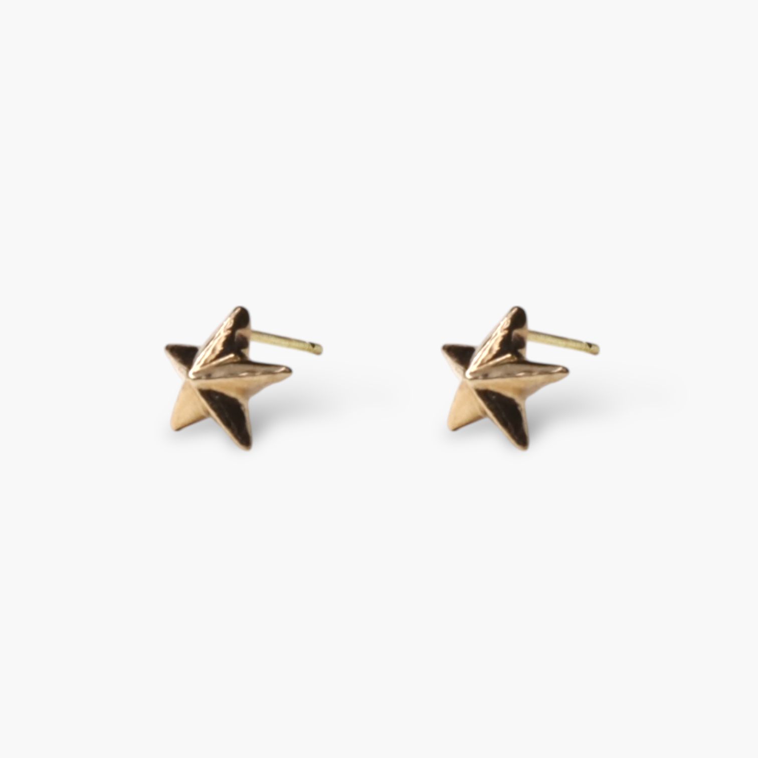 【即日発送可】星 スタッズピアス／K10ピンクゴールド