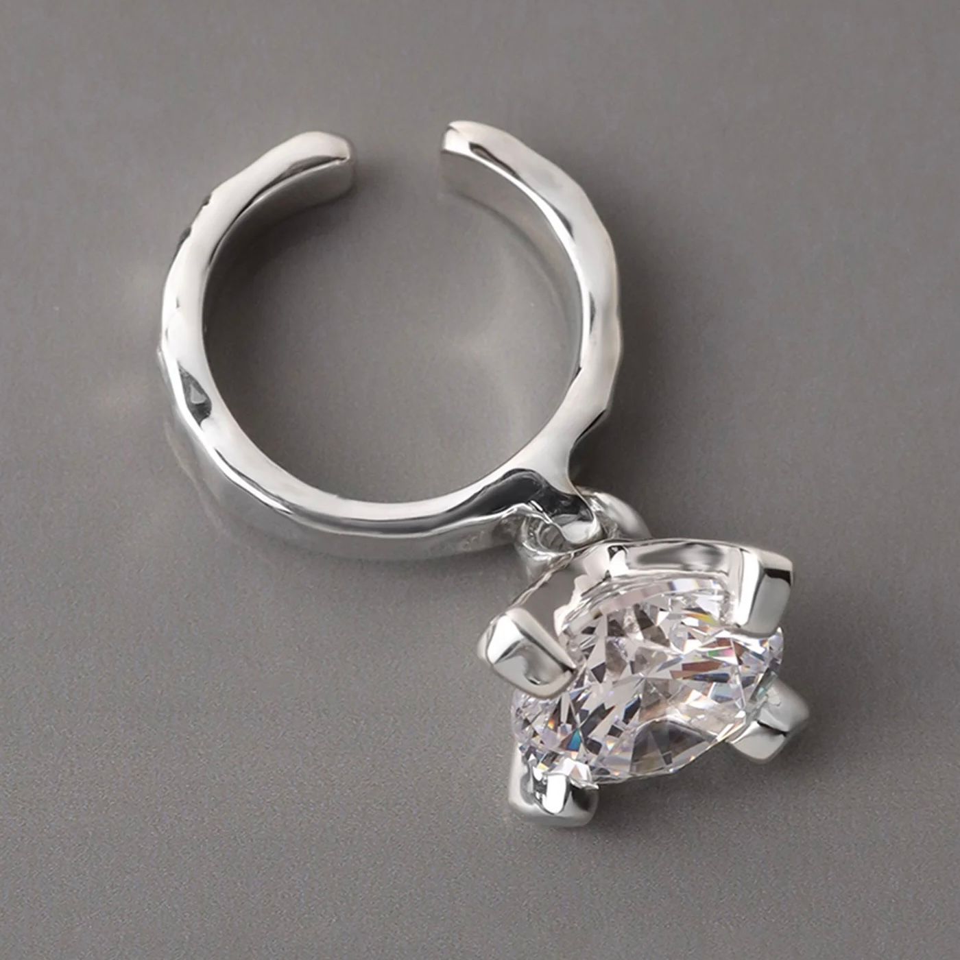 【受注商品】e.m. /イヤカフ/ 1902-ER26 /片耳用