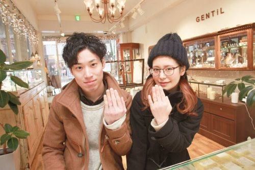 手作り感溢れる個性派リングが2人らしい☆