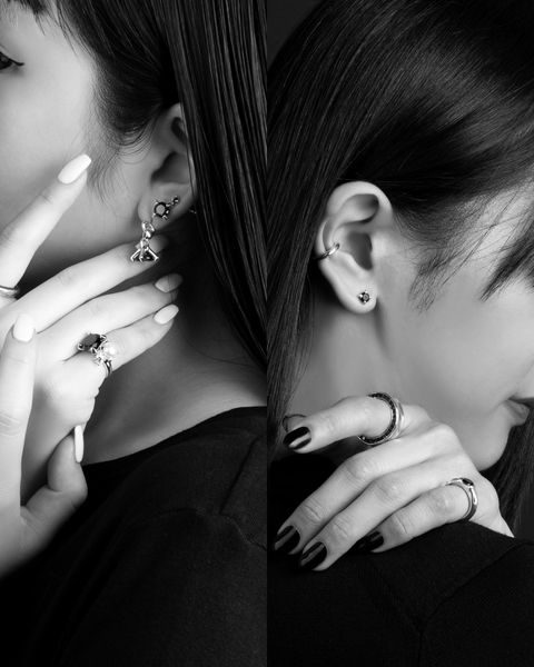e.m. Black&White6