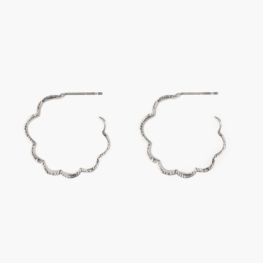 【即日発送可】ミモザピアス(M)(シルバー)