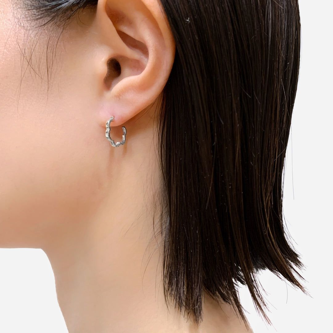 【即日発送可】ミモザピアス(S) (シルバー)