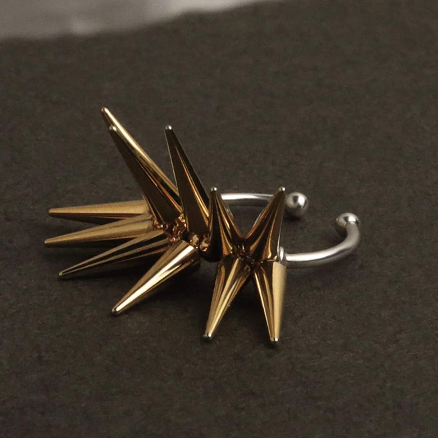 e.m. / イヤカフ/ 2101-ER53