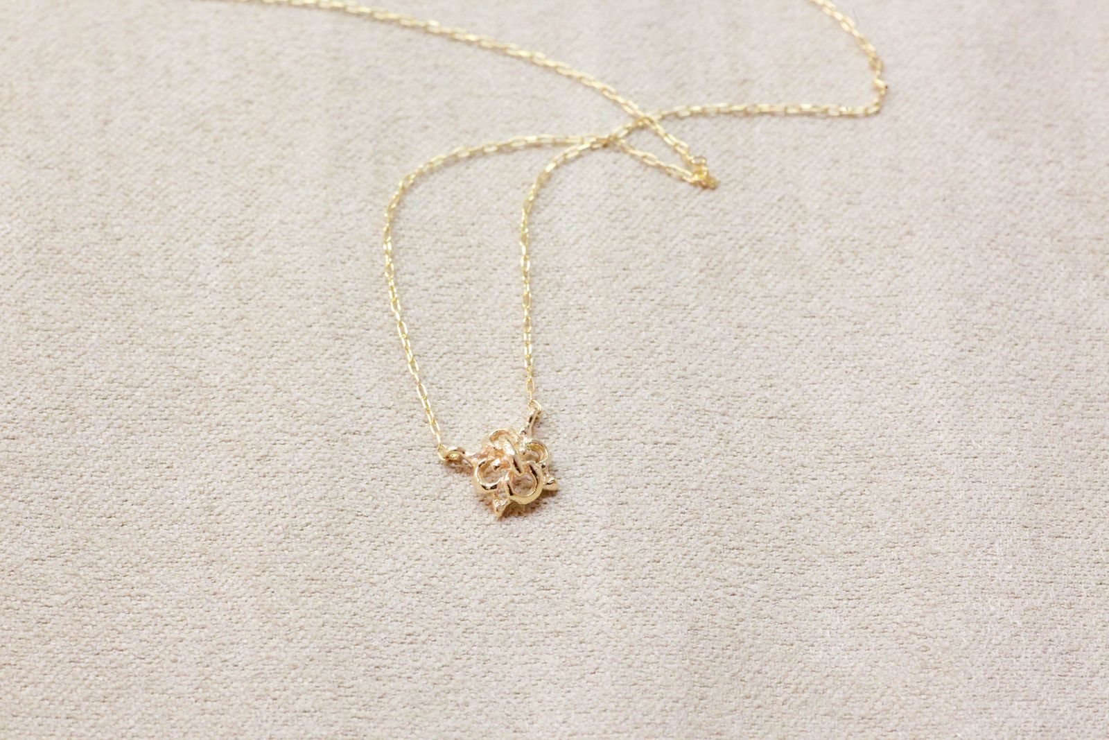 【即日発送可】モデロネックレス (K10)＊廃番商品